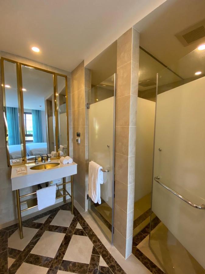 Espana Hotel Jomtien Resort Extérieur photo